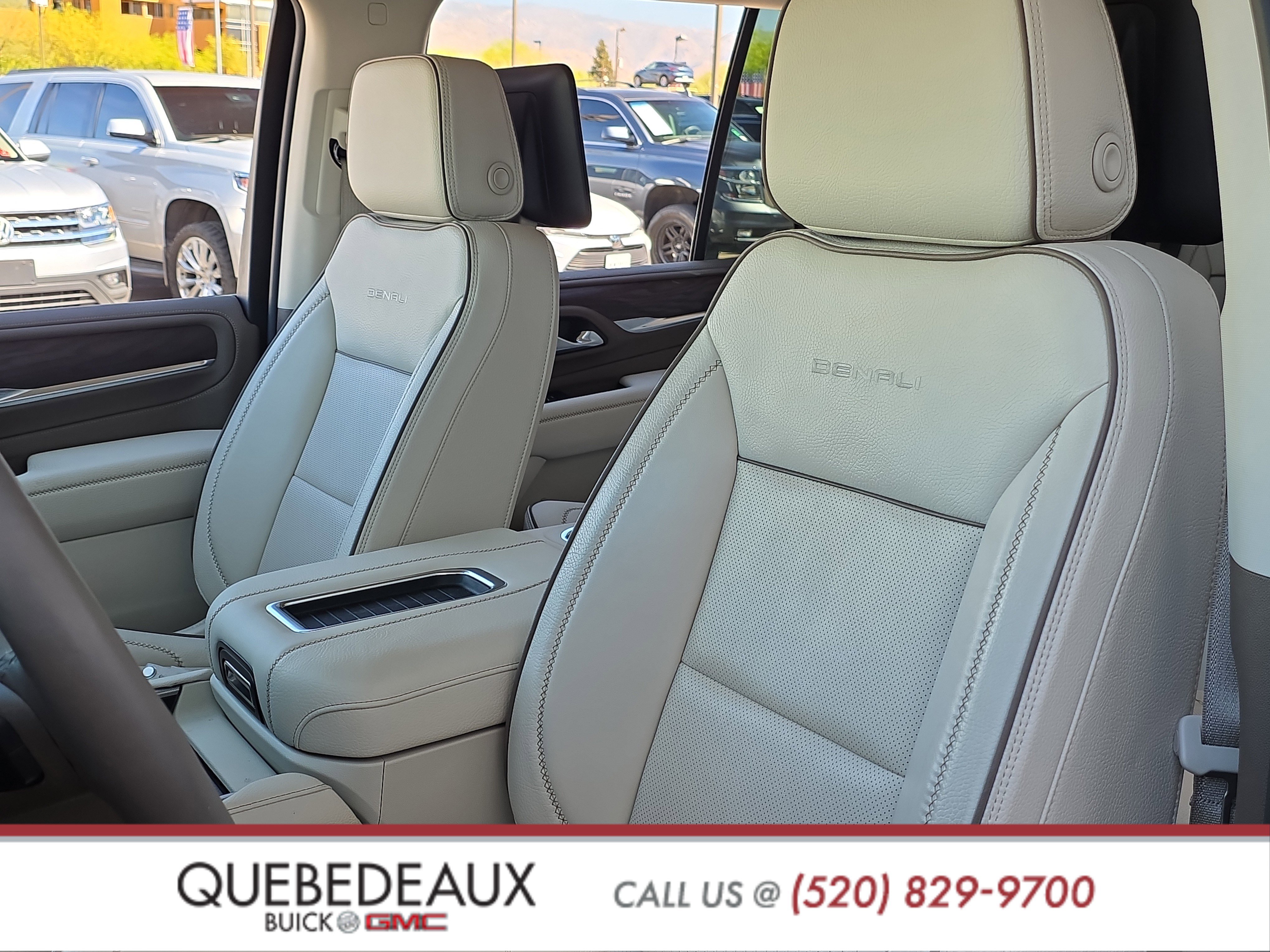Used 2024 GMC Yukon Denali w/ Denali Reserve Package image 16