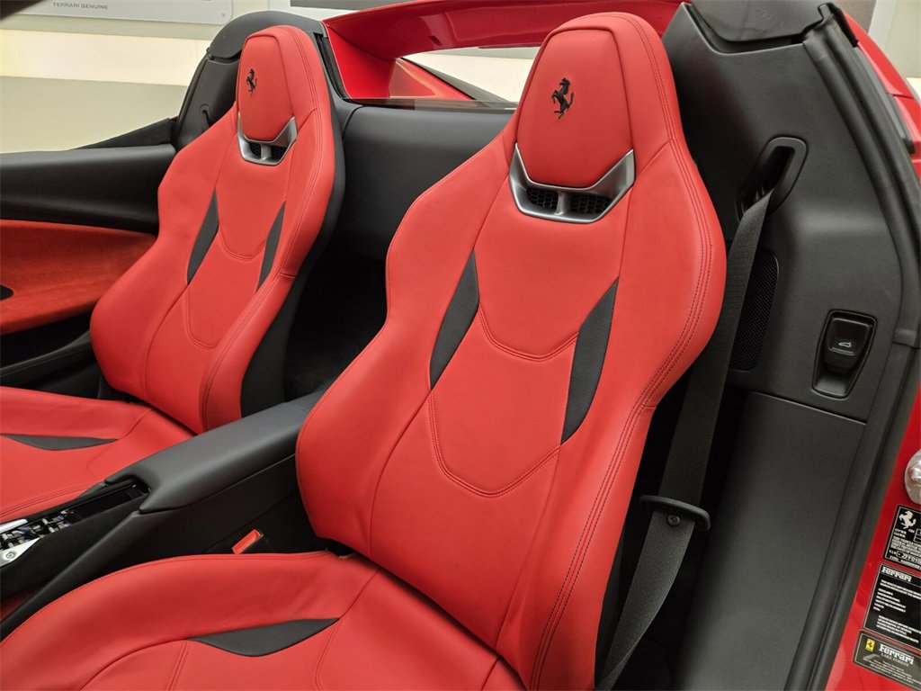 Used 2024 Ferrari 296 GTS image 30