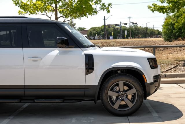 New 2026 Land Rover Defender 110 S AWD/4WD image 10