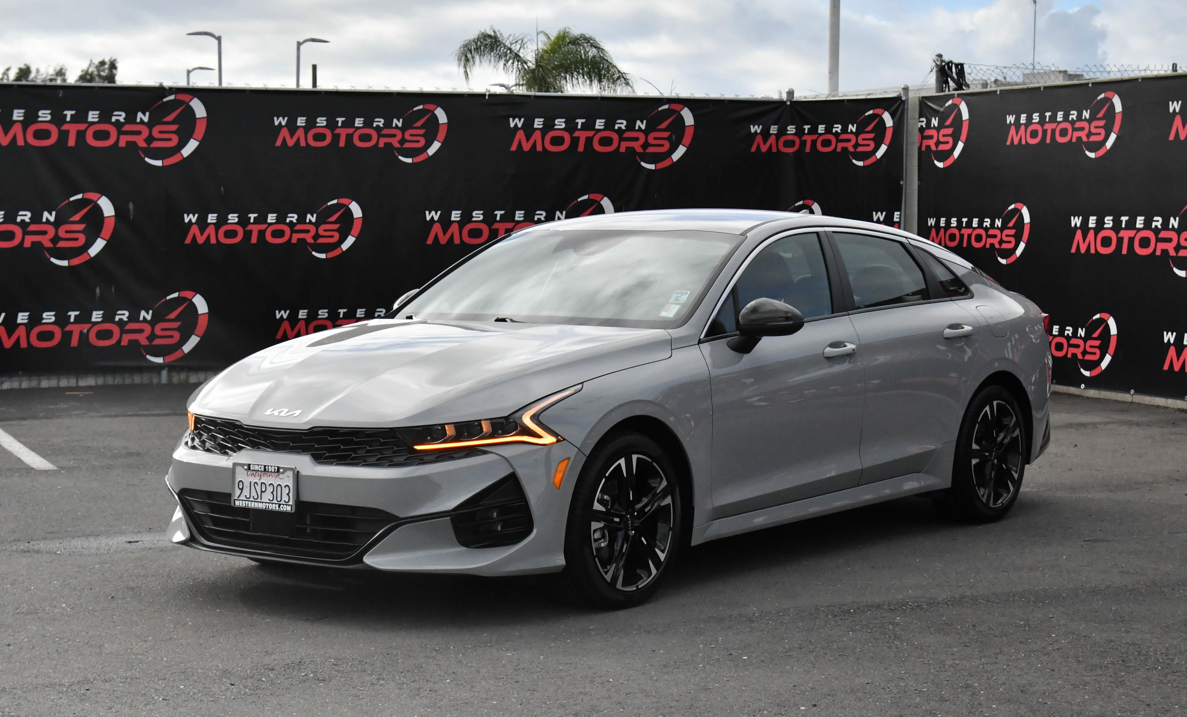 Used 2024 Kia K5 GT-Line w/ GT-Line Premium Package image 3