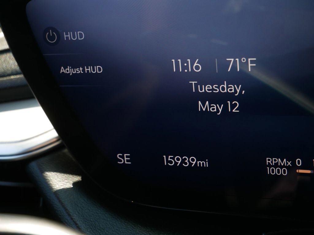 Used 2025 Buick Enclave Avenir w/ Super Cruise Package AWD/4WD image 37