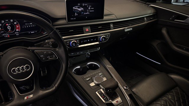 Used 2019 Audi S4 Premium Plus w/ Premium Plus Package image 7