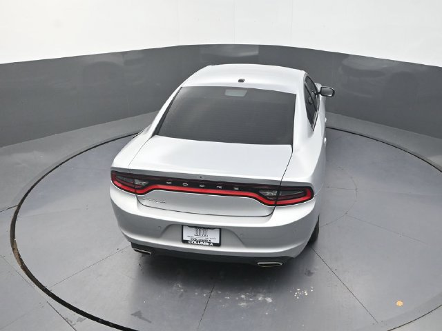 Used 2022 Dodge Charger SXT RWD image 16