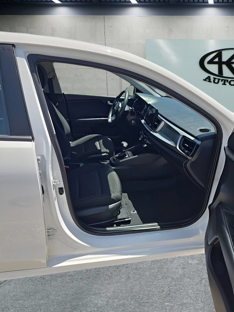 Used 2023 Kia Rio LX FWD image 18