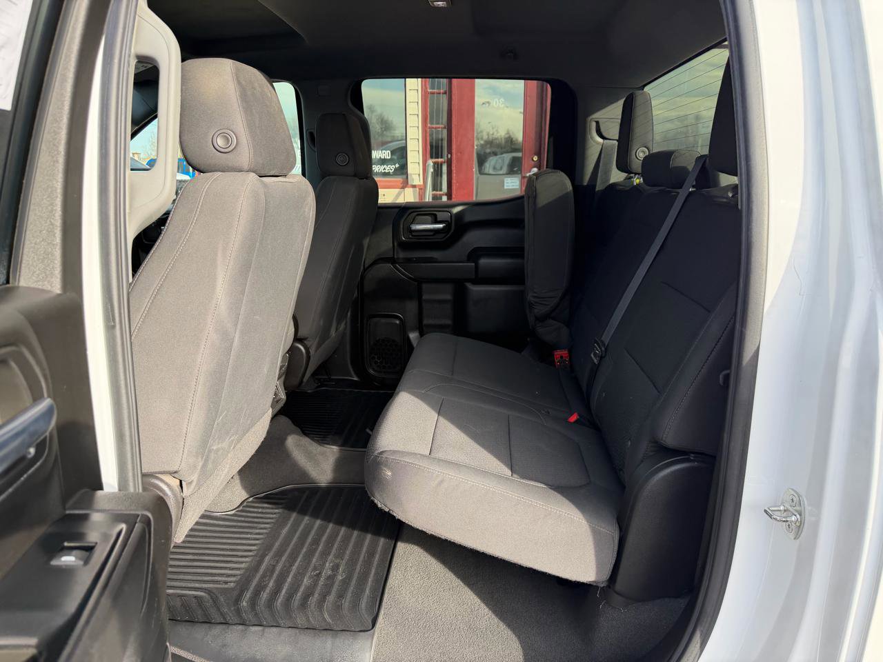 Used 2021 Chevrolet Silverado 1500 Custom image 24