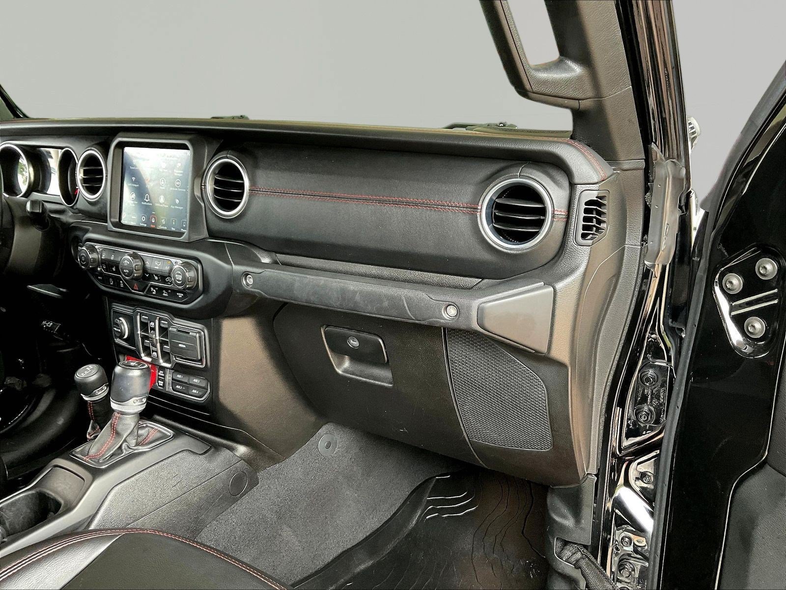 Used 2020 Jeep Gladiator Rubicon AWD/4WD image 27