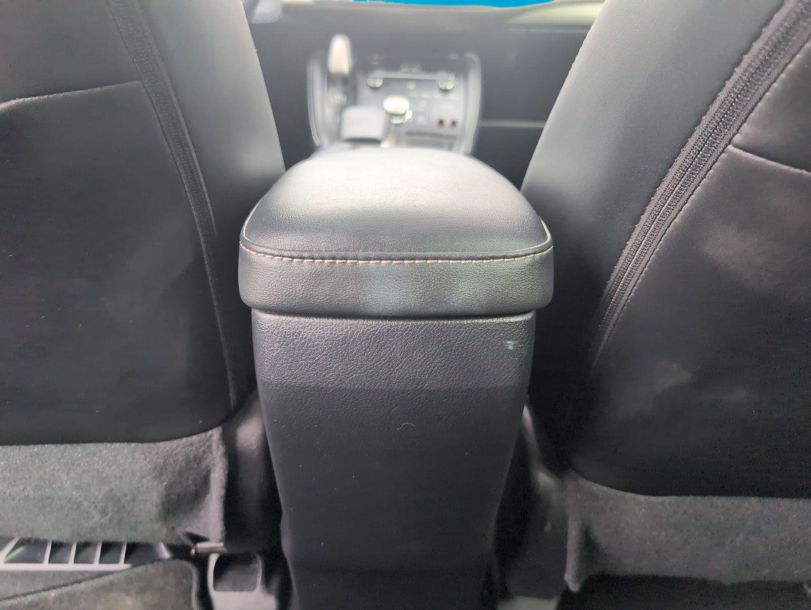 Used 2016 Lexus CT 200h image 17