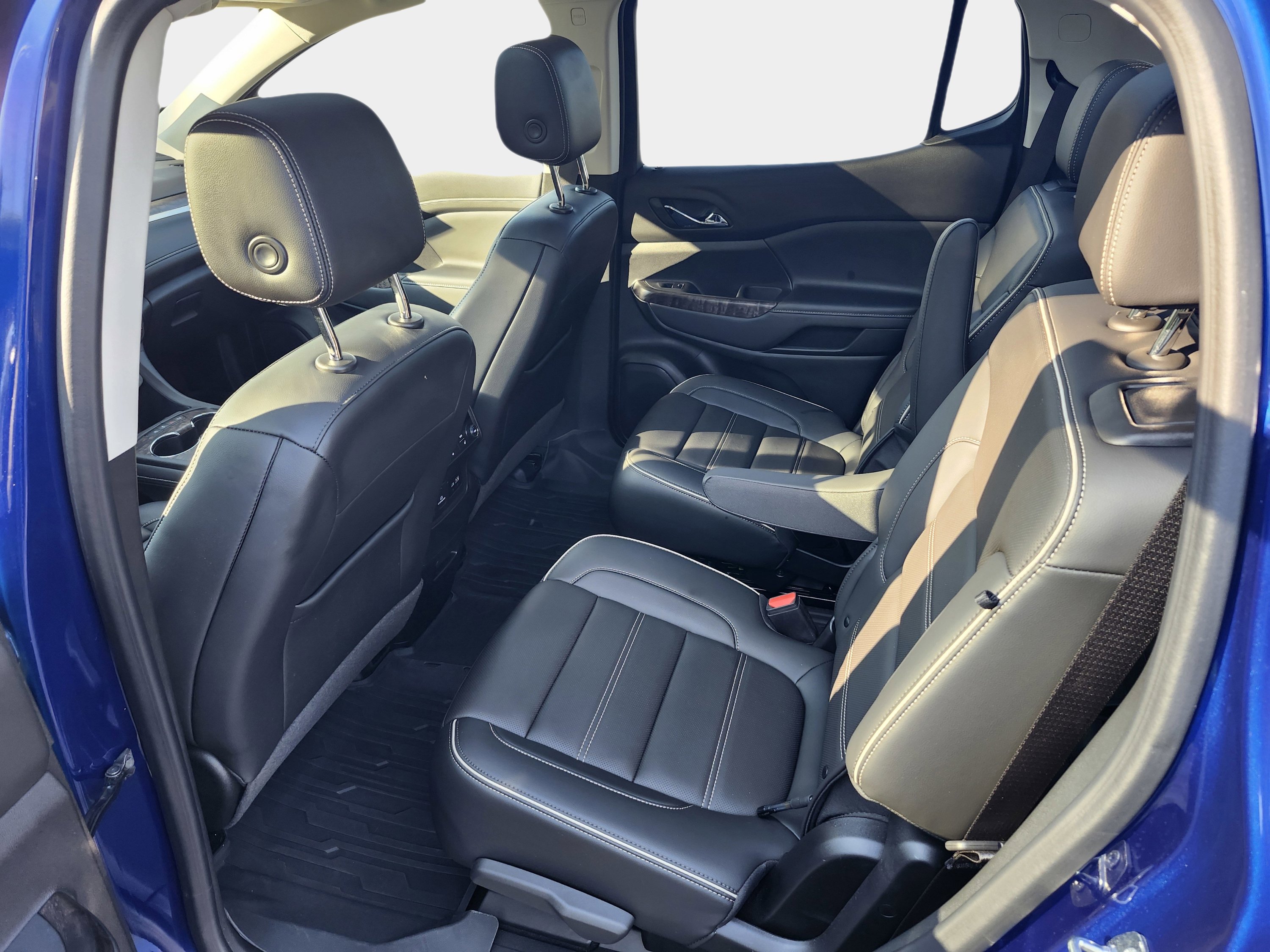 Used 2023 GMC Acadia Denali w/ Denali Ultimate Package image 32