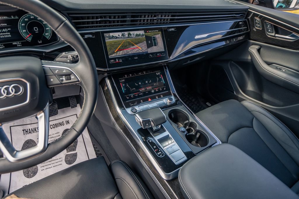 Used 2025 Audi Q8 Prestige image 27