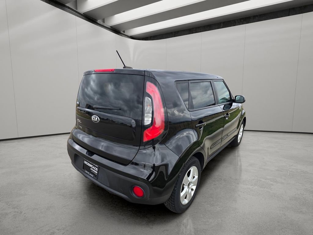 Used 2018 Kia Soul FWD image 5
