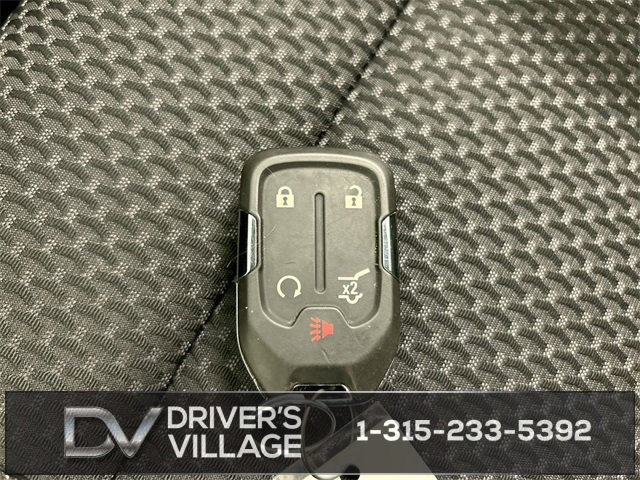 Used 2023 GMC Acadia SLE w/ Driver Convenience Package image 12