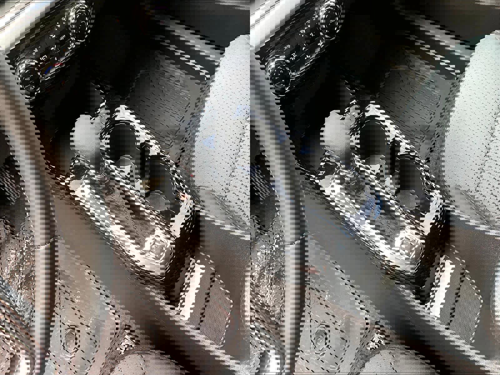 New 2026 Chevrolet Trax LT w/ LT Convenience Package FWD image 14