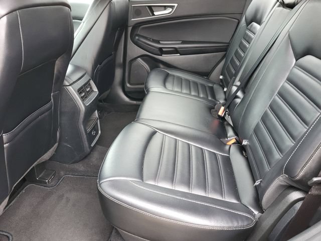 Used 2022 Ford Edge SEL AWD/4WD image 9
