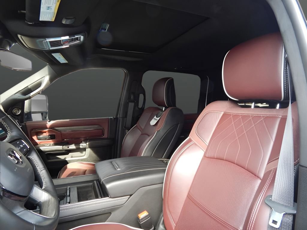 Used 2025 RAM 3500 Limited image 20