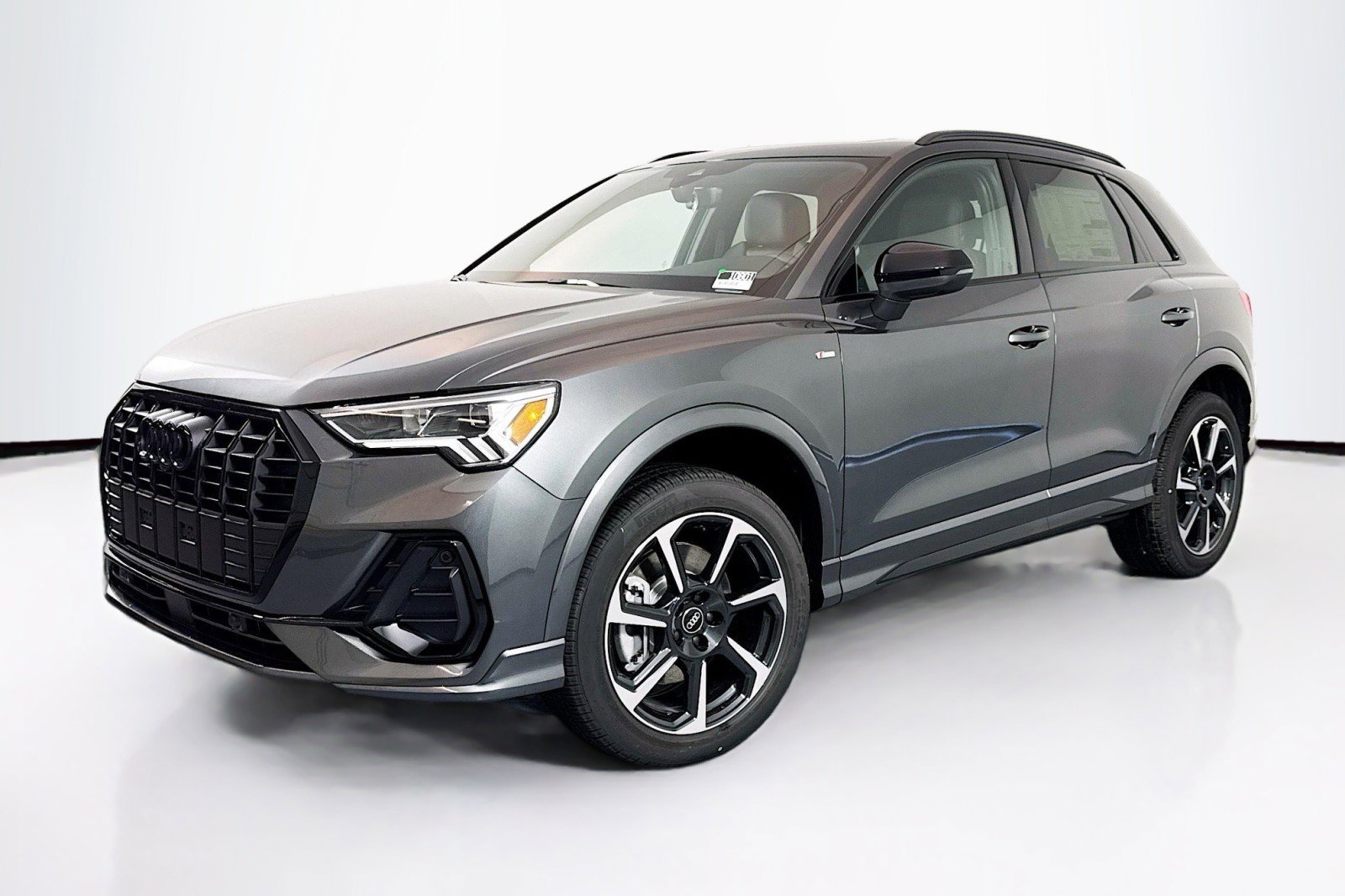 New 2025 Audi Q3 2.0T Premium Plus