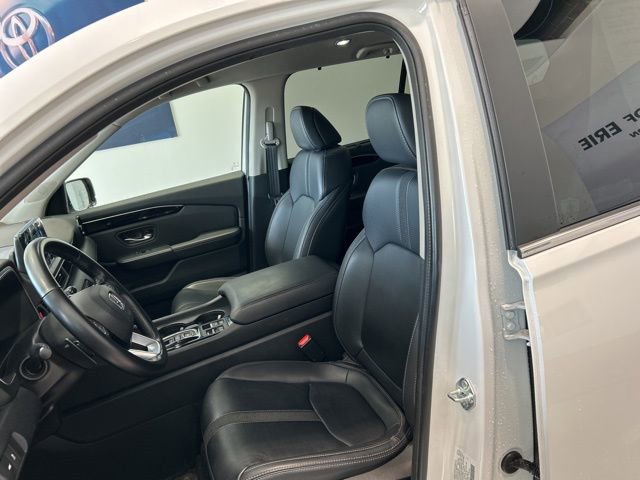 Used 2024 Honda Pilot EX-L image 13