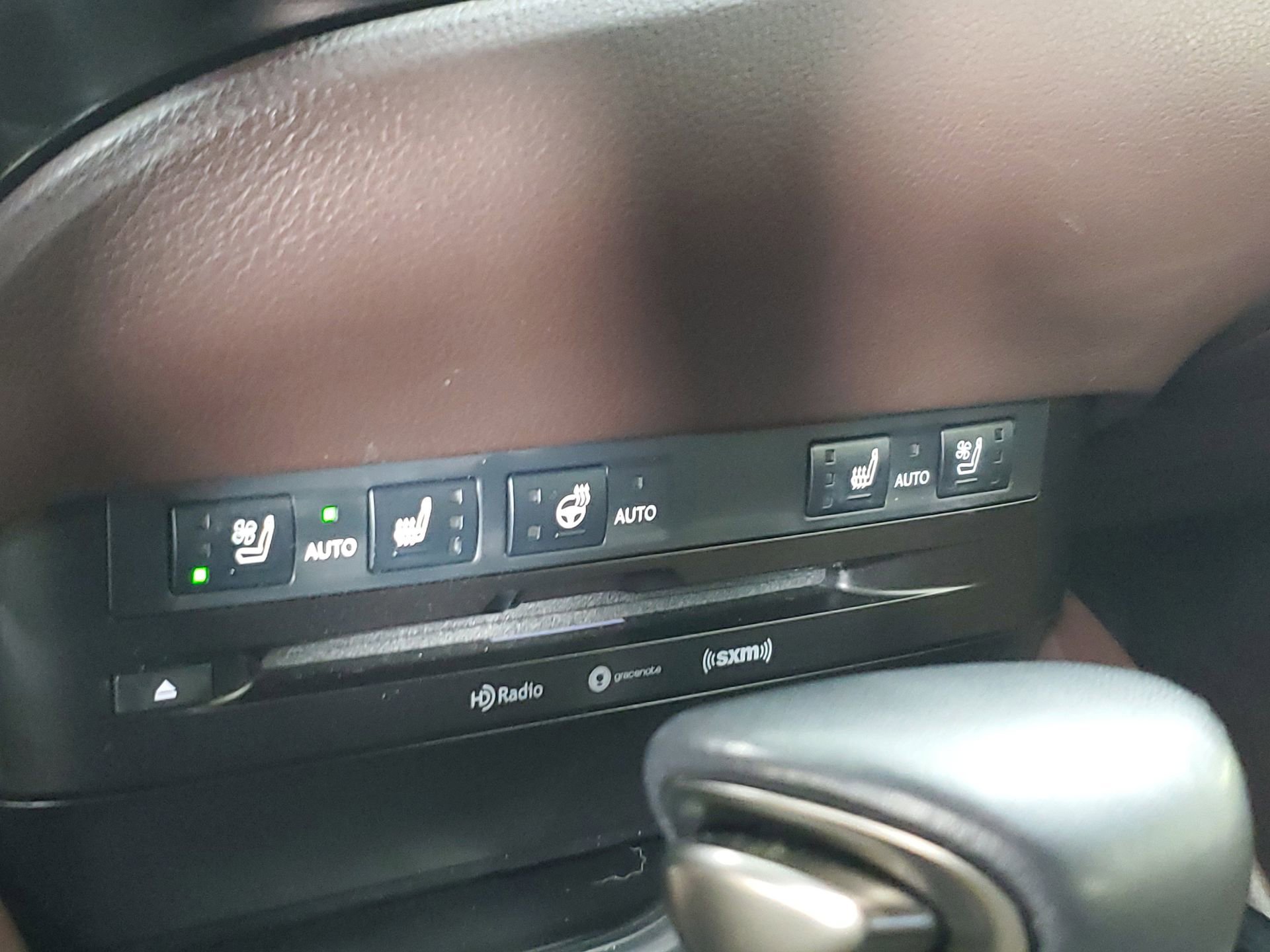 Used 2020 Lexus ES 350 w/ Premium Package image 40