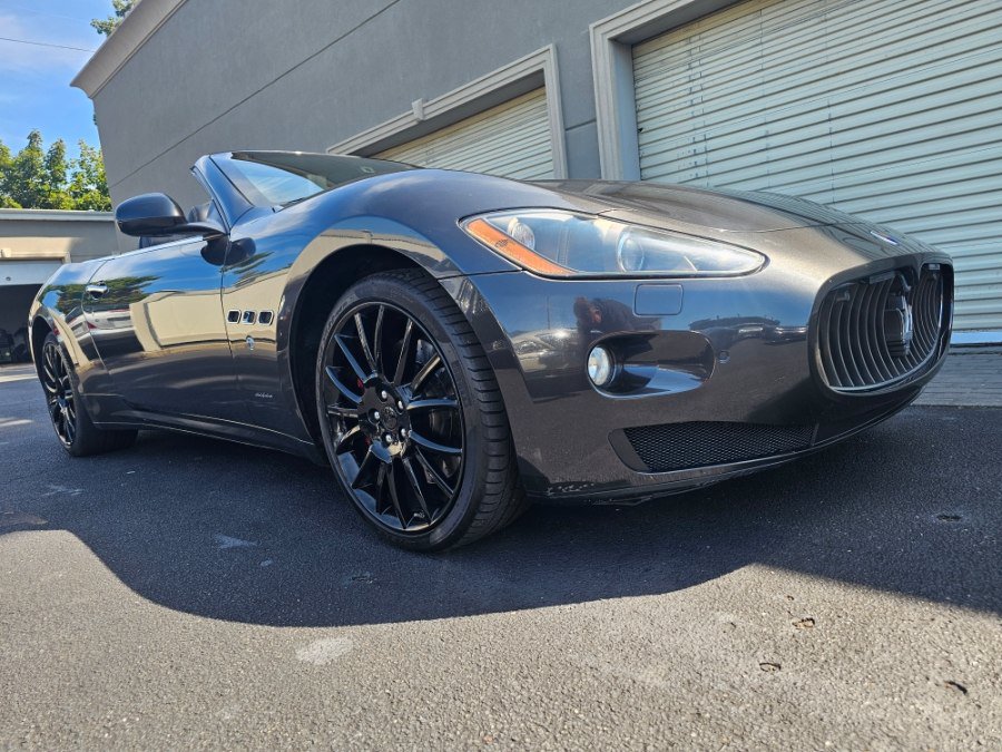 Used 2011 Maserati GranTurismo Convertible RWD image 30