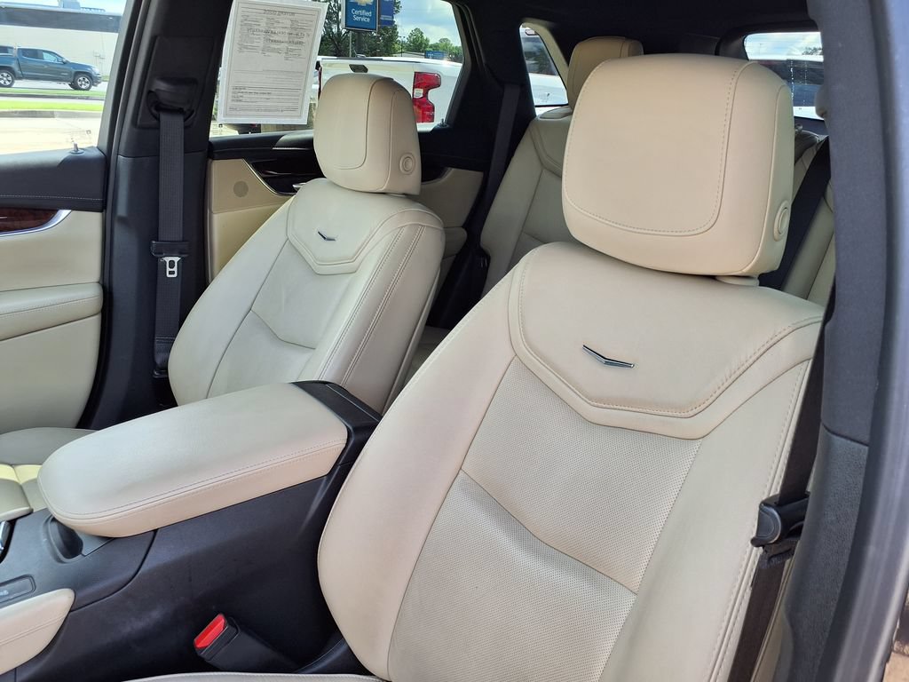 Used 2018 Cadillac XT5 Luxury FWD image 23