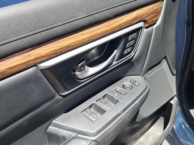 Used 2022 Honda CR-V Touring image 11