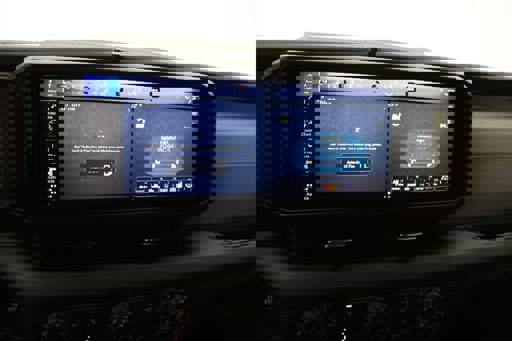 Used 2024 Jeep Wrangler Unlimited Sahara image 21