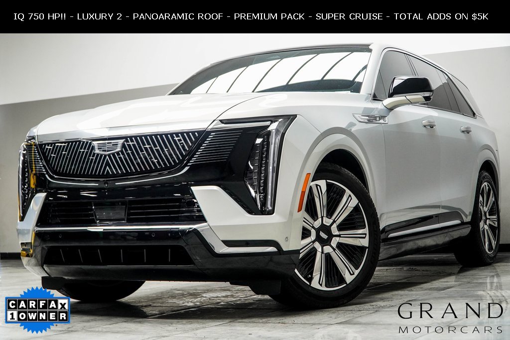 Used 2025 Cadillac Escalade IQ Luxury 2 image 1