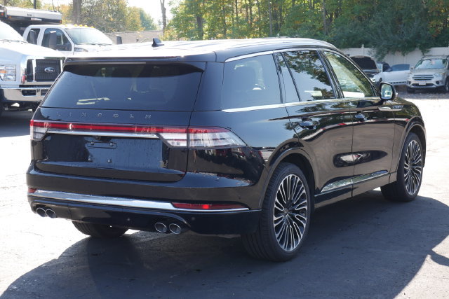 Used 2023 Lincoln Aviator Black Label w/ Dynamic Handling Package AWD/4WD image 13
