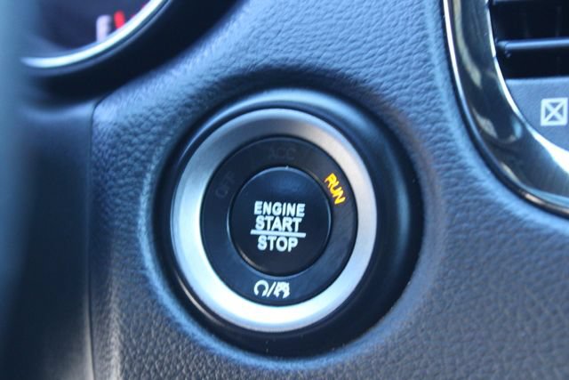 Used 2020 Dodge Durango R/T w/ Blacktop Package RWD image 25