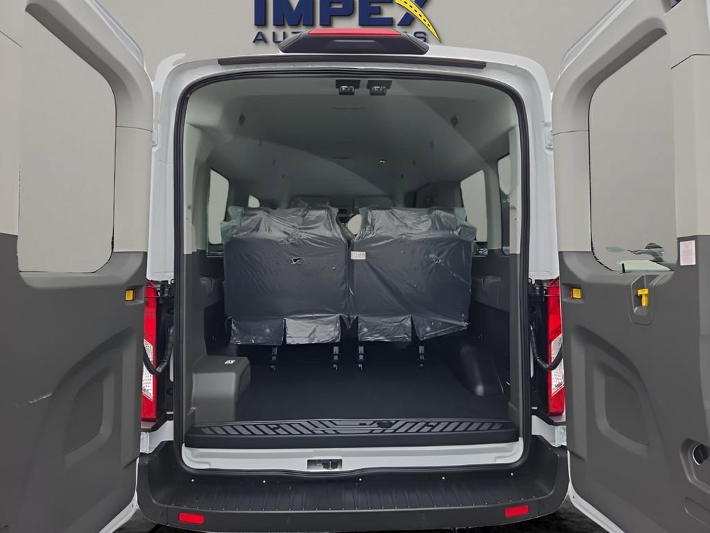 Used 2024 Ford Transit 350 XL image 25