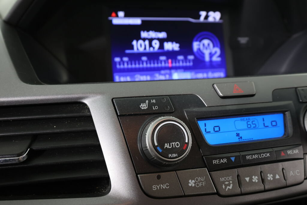 Used 2011 Honda Odyssey EX-L image 36