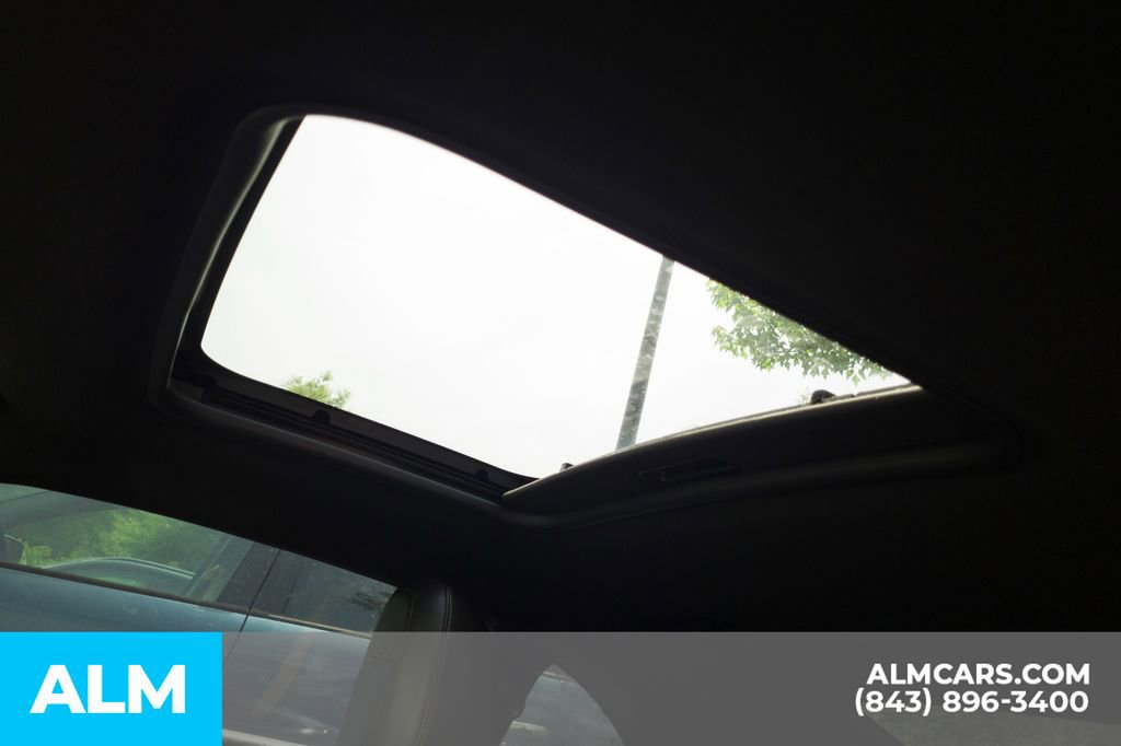 Used 2010 Chevrolet Camaro SS w/ RS Package RWD image 9