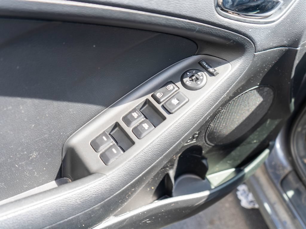 Used 2014 Kia Forte EX FWD image 23