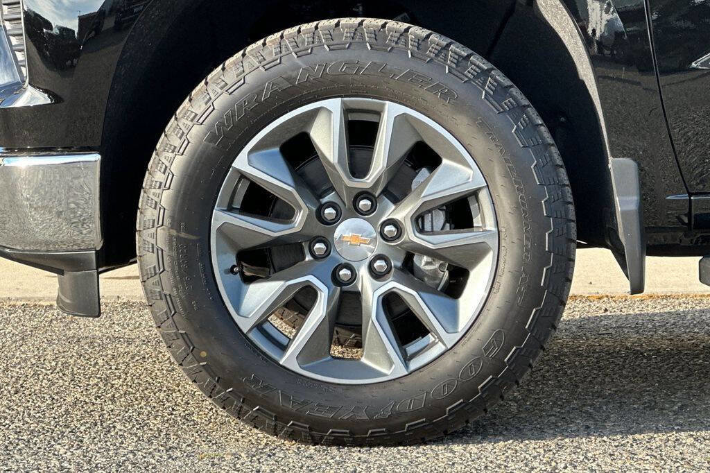 New 2026 Chevrolet Silverado 1500 LT w/ Safety Package image 26