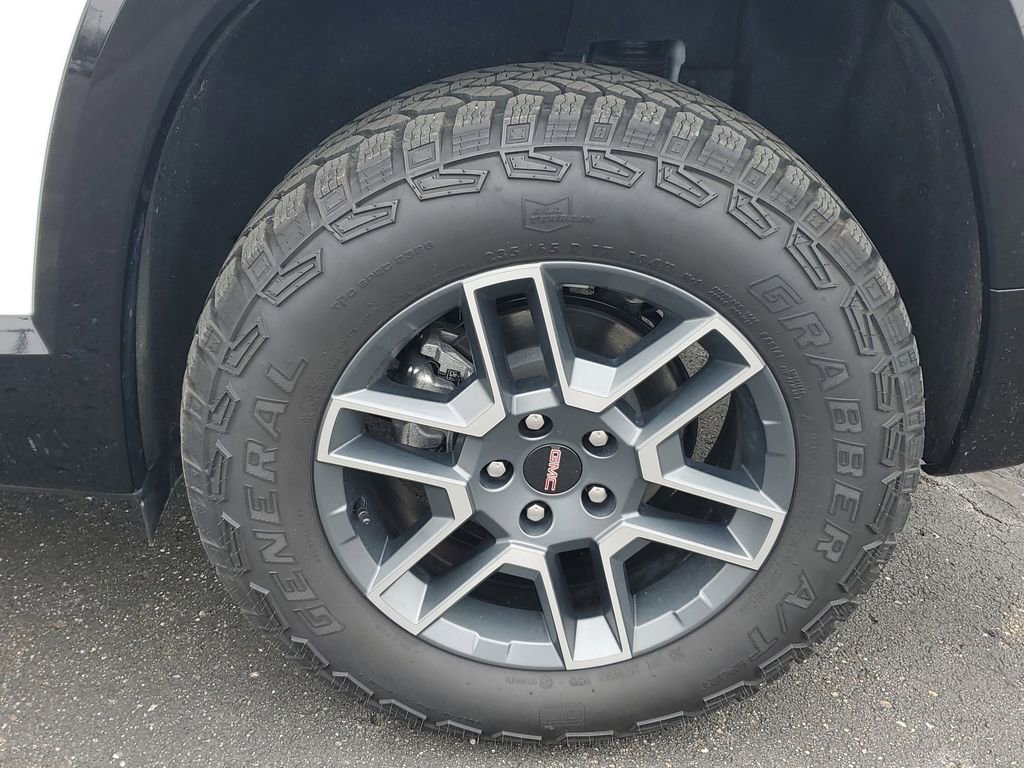 New 2026 GMC Terrain AT4 w/ Convenience Package III image 5
