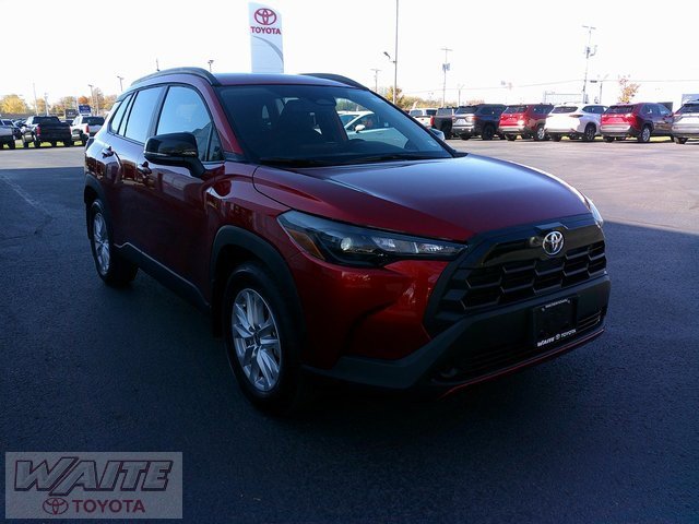 New 2026 Toyota Corolla Cross LE w/ Moonroof Package video 1