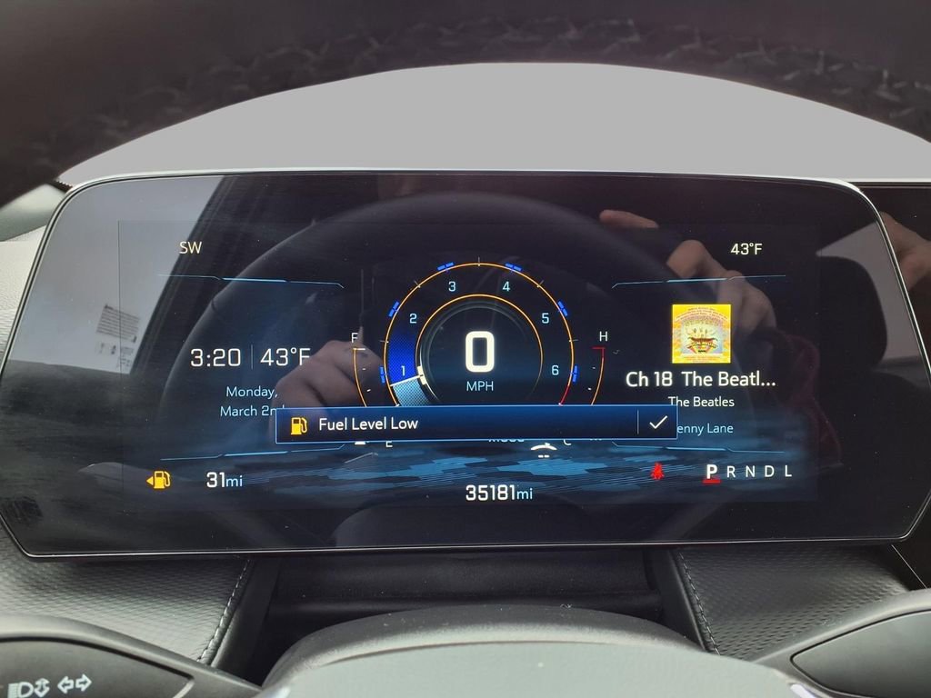 Used 2025 Chevrolet Equinox LT image 17