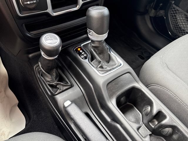 Used 2021 Jeep Gladiator Sport AWD/4WD image 16