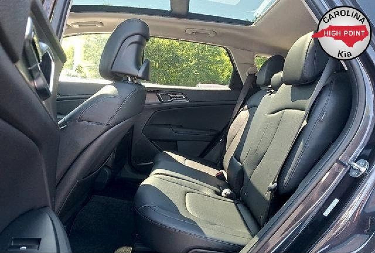 New 2026 Kia Sportage SX image 28