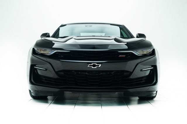 Used 2019 Chevrolet Camaro SS w/ Black Appearance Package RWD image 6