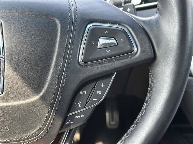 Used 2020 Lincoln MKZ Reserve w/ Luxury Package AWD/4WD image 39