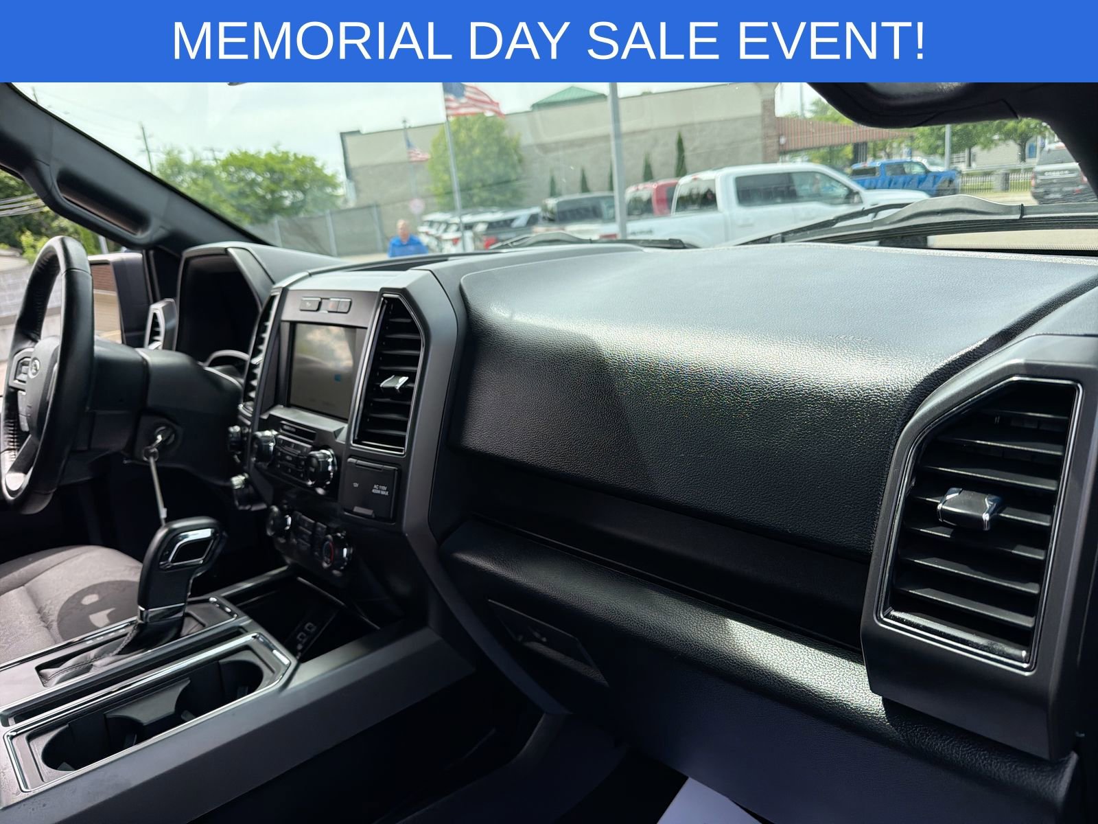 Used 2020 Ford F150 XLT w/ Equipment Group 302A Luxury AWD/4WD image 16
