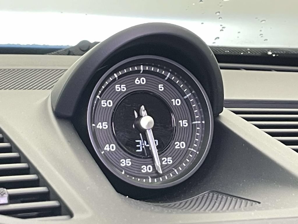Certified 2026 Porsche 911 Carrera GTS RWD image 25