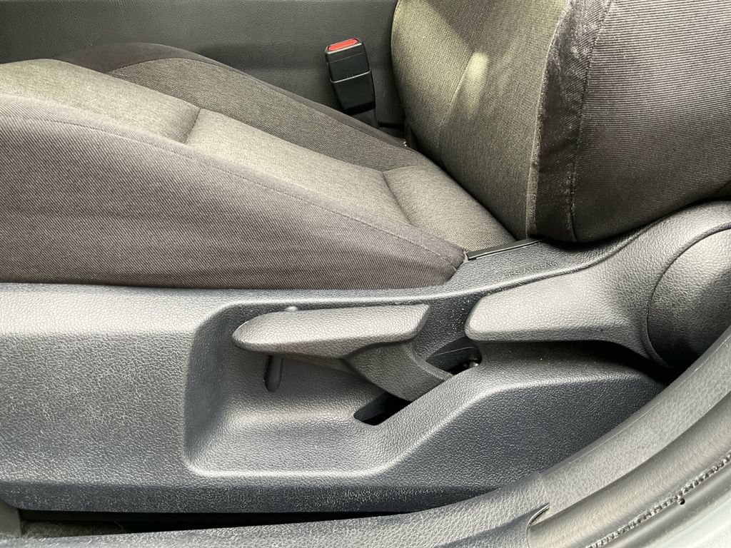 Used 2025 Toyota Camry LE FWD image 32