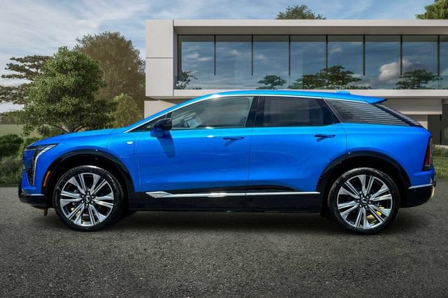 New 2026 Cadillac Optiq Luxury 2 w/ LPO, Floor Liner Package AWD/4WD image 7
