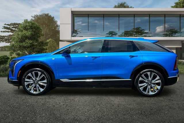 New 2026 Cadillac Optiq Luxury 2 w/ LPO, Floor Liner Package AWD/4WD image 7
