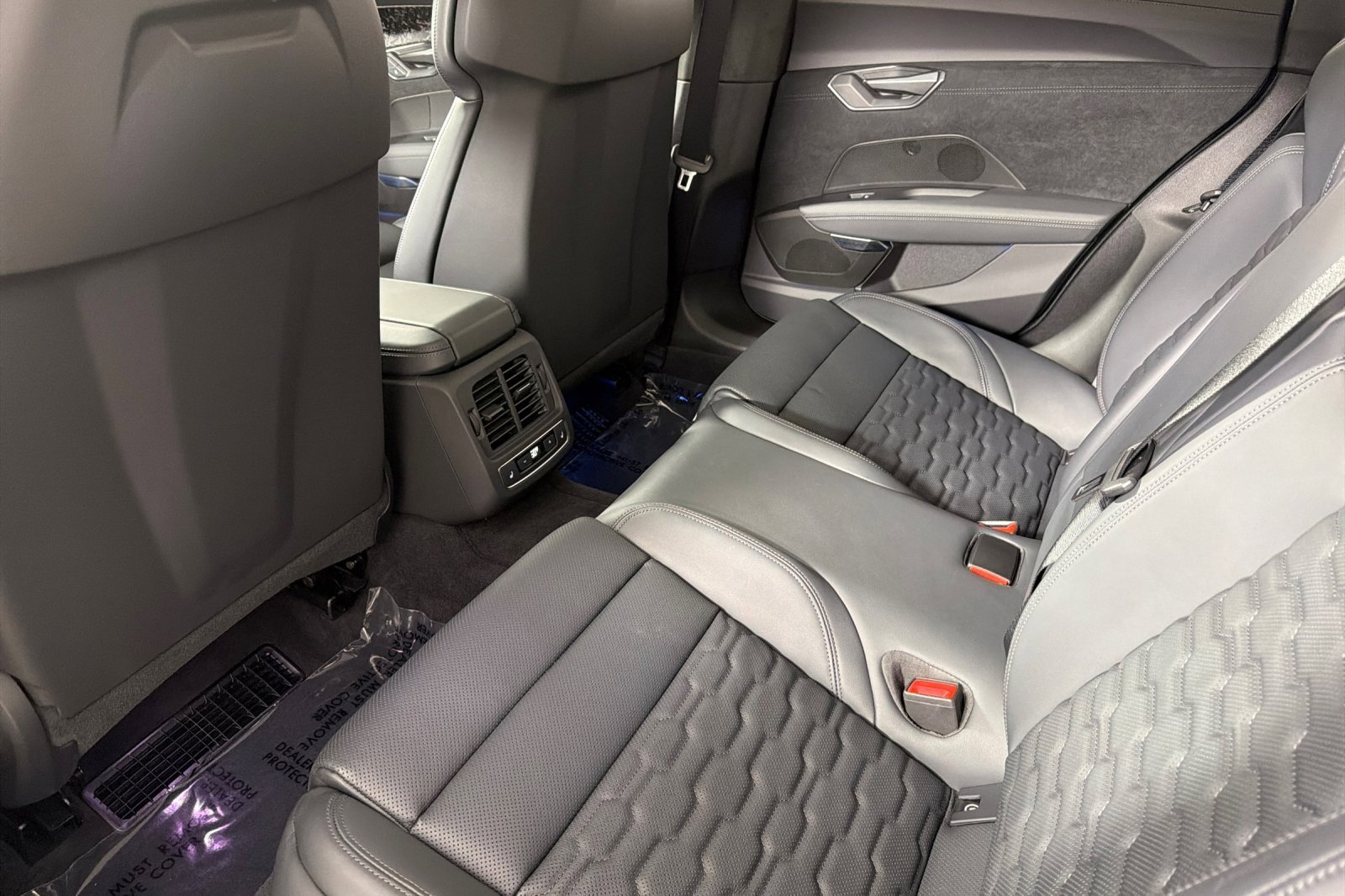 Certified 2025 Audi RS e-tron GT performance image 11