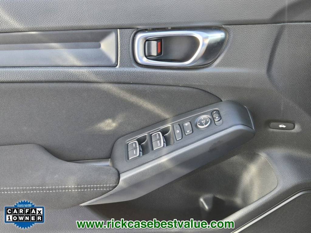 Used 2023 Honda Civic Sport image 32