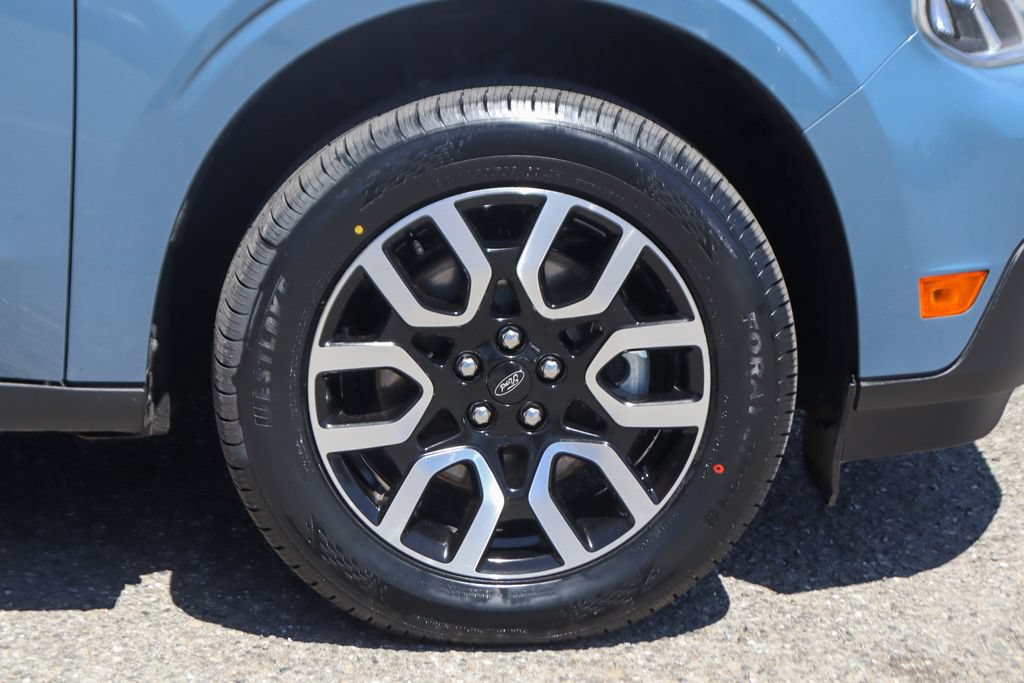 Used 2024 Ford Maverick Lariat FWD image 41