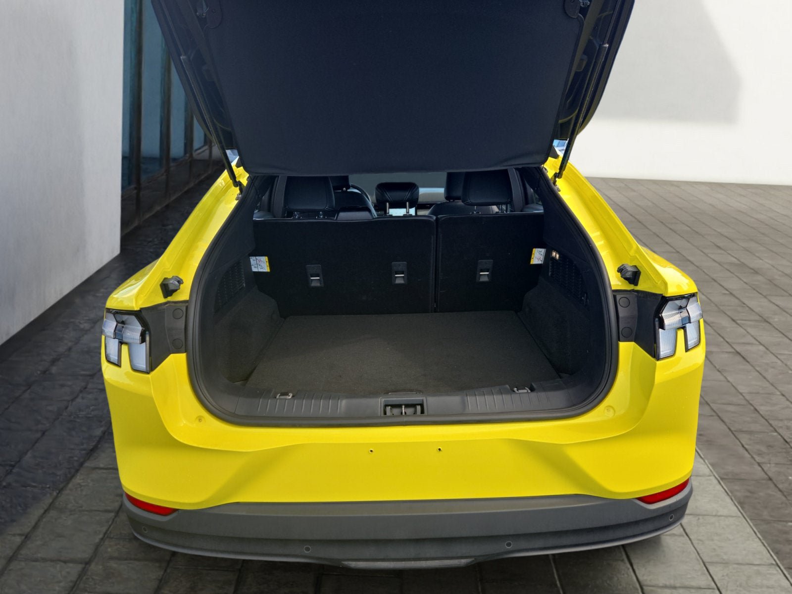 Used 2025 Ford Mustang Mach-E Select RWD image 25