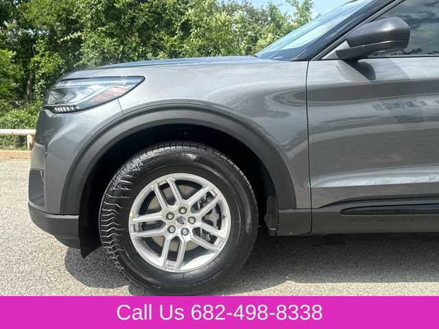 New 2026 Ford Explorer Active RWD image 5